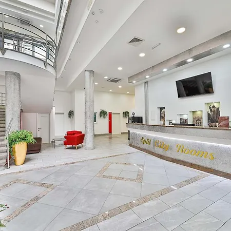 بيت ضيافة Split City Rooms سبليت