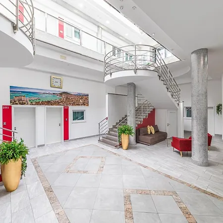 Split City Rooms سبليت