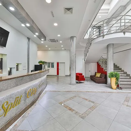 Split City Rooms Split