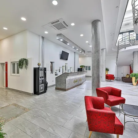 Split City Rooms Guest house