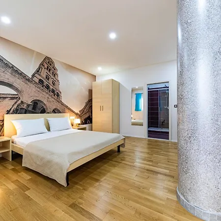 Split City Rooms Guest house 3*