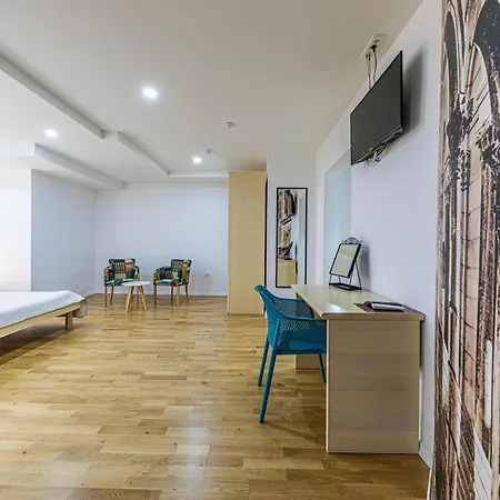Split City Rooms Guest house