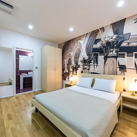 Split City Rooms 3*